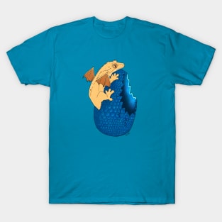 Crested Gecko Dragon with Blue Egg T-Shirt